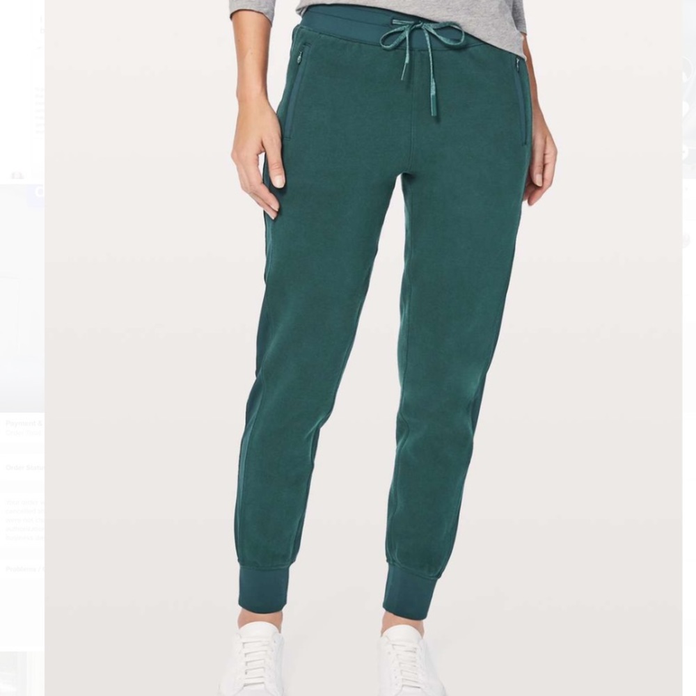 Lululemon joggers